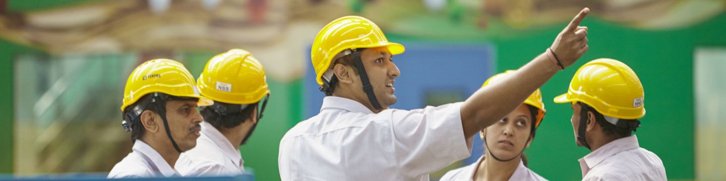 نیروی انسانی متخصص